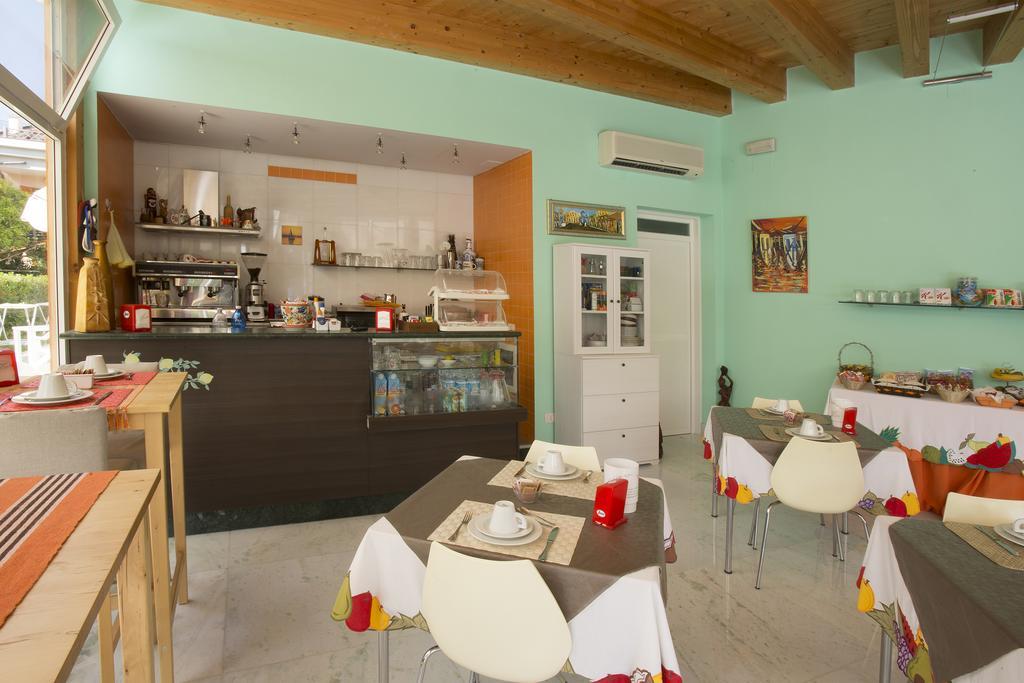 Hotel Vila Bahia Numana Extérieur photo